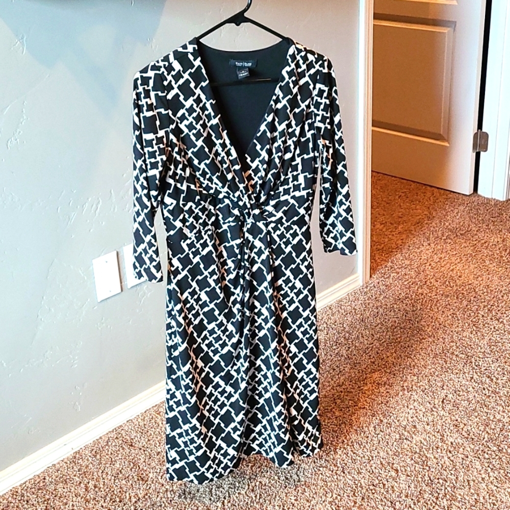 White House Black Market size 6 dress